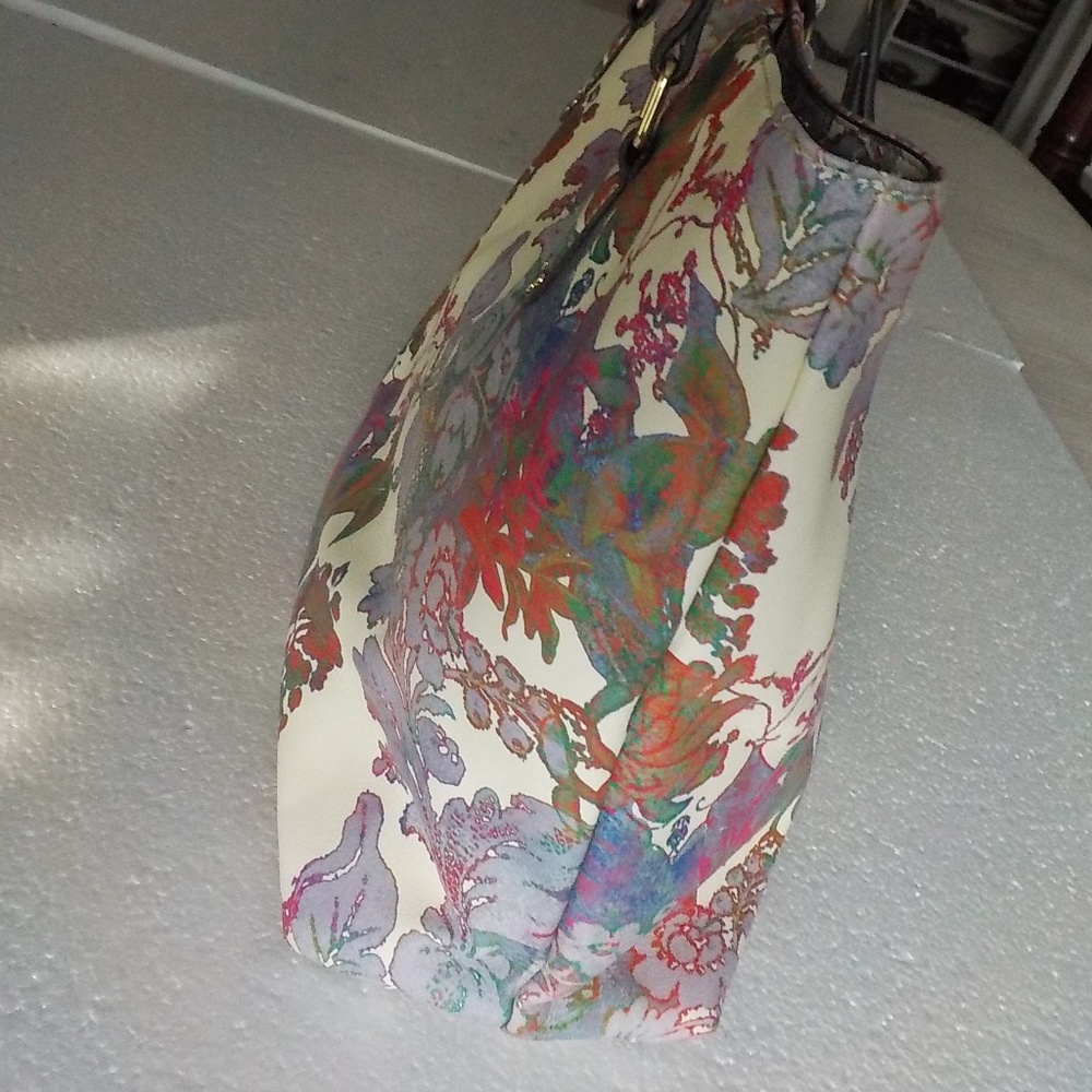 NWOT Tote Bag/ Wallet - Picture 6 of 13